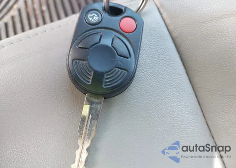 2009 Ford Escape Hybrid Limited из США, поврежденный, VIN 1FMCU49379KA59470